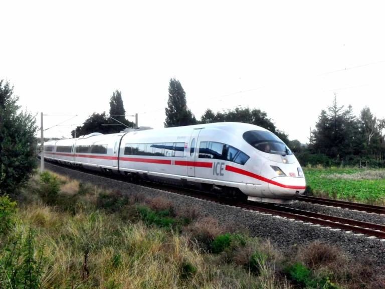 56cb03_38a774f206204803b75044be063effd9~mv2_d_4224_3168_s_4_2